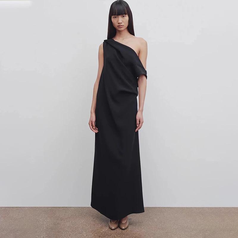 Bonnie One-Shoulder Bow Column Gown  |  Womens Evening Clothing BLACK