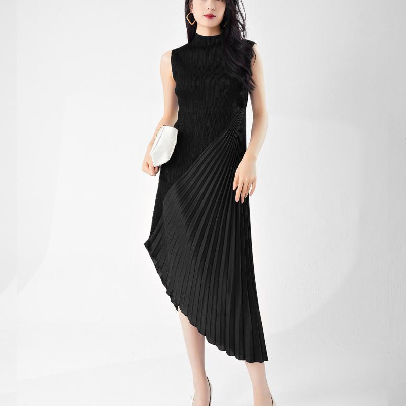 Fairfield V-Neck Pleated Maxi Dress  |  Womens Evening Clothing Evening