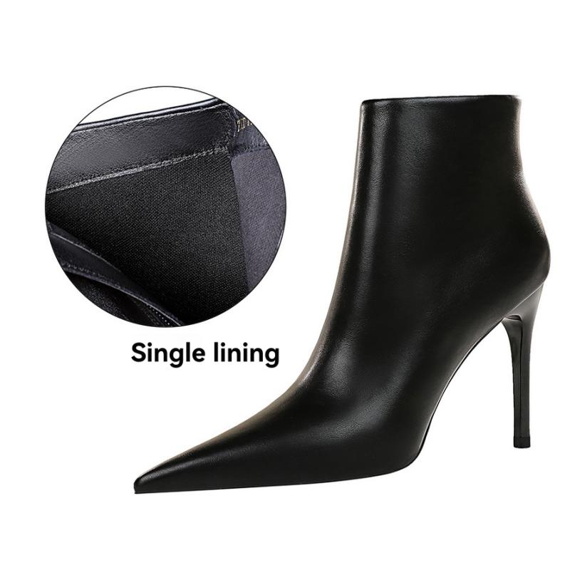 Jill Calfskin Ankle Booties  |  Womens Boots Boots Boots