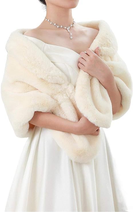 Horizontal Lamb Shearling Cape  |  Womens Scarves & Wraps Accessories MAGENTA