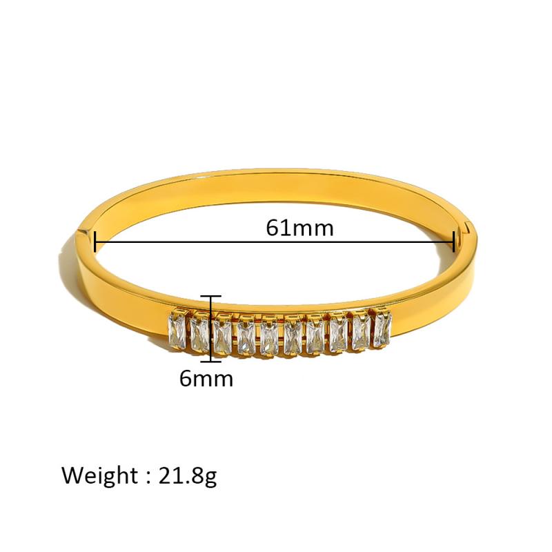 Up And Down Baguette Diamond Line Band, Size 5-7  |  Womens Rings Jewelry GOLD