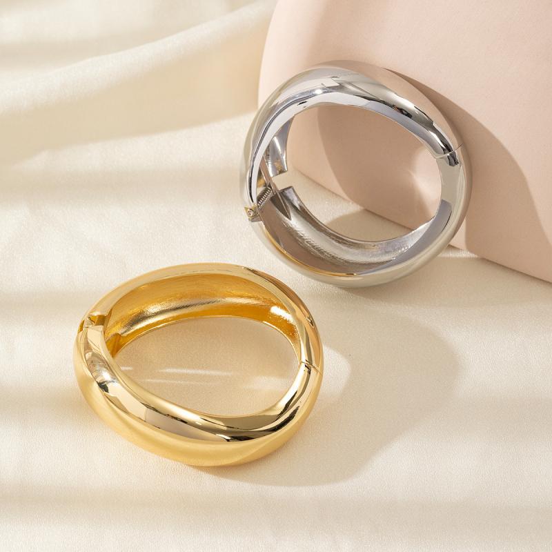 Fanned Stacking Rings, Set Of 3  |  Womens Rings Jewelry GOLD